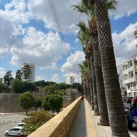 Centre Sky Views Διαμέρισμα *