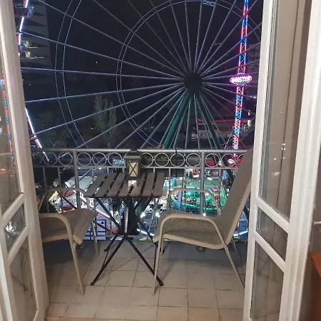 Centre Sky Views * ニコシア