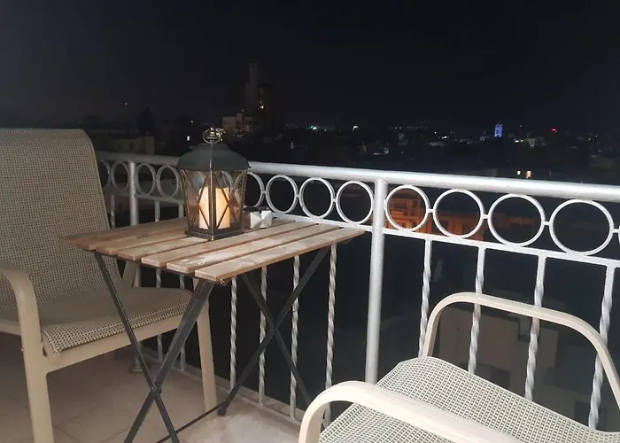 Centre Sky Views アパート