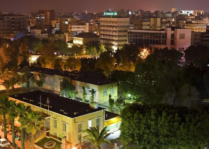 アパート Centre Sky Views ニコシア